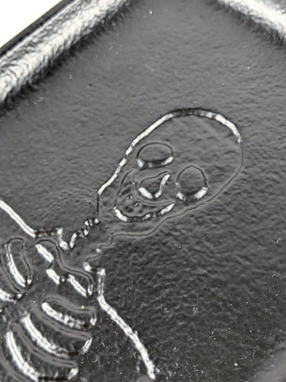 Black Cast Iron Skeleton Tray - Picture 7 of 8